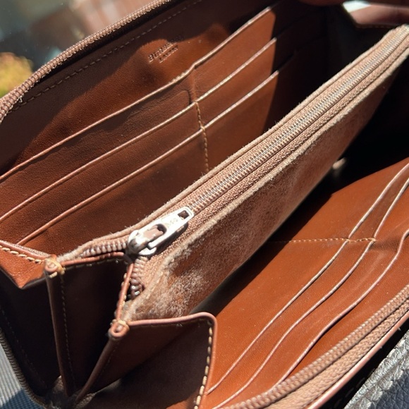 π₯ποΈπ« BURBERRY Beige/Brown Haymarket Check Coated Canvas Zip Around Walletπ₯π₯ - Picture 16 of 16